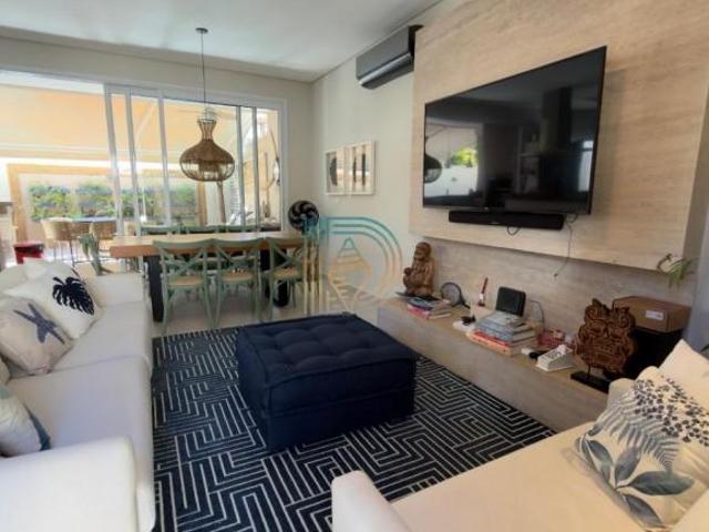 Casa de luxo em condomínio à venda em Juquehy, São Sebastião SP: 4 quartos, 3 suítes, 2 salas, 4 ban