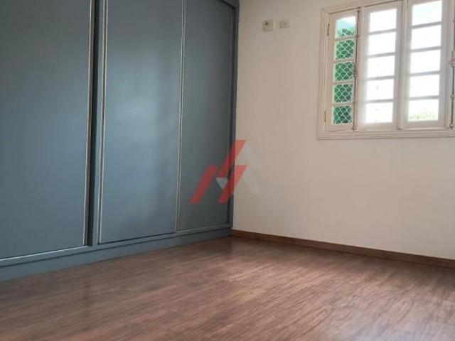 Casa de Luxo em Condomínio Exclusivo em Alphaville Conde II, Barueri SP 3 quartos, 3 suítes, 3 sal