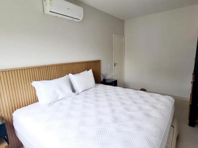 Casa de luxo em condomínio na Praia de Boraceia, São Sebastião SP: 6 quartos, 3 suítes, 3 salas, 4 b