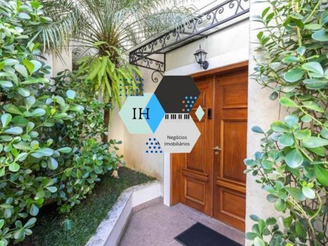 Casa de luxo em condomínio no Jardim Petrópolis, São Paulo SP: 4 quartos, 4 suítes, 2 salas, 5 banhe
