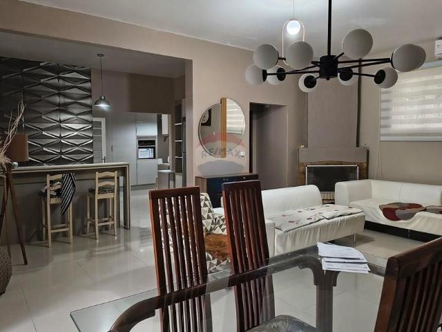 Casa de Luxo em Camobi: Alugue Já!