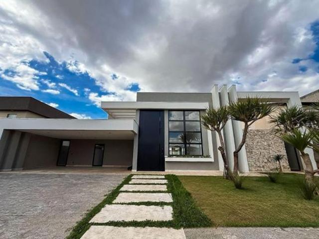 Casa de luxo em Vicente Pires na Rua 04