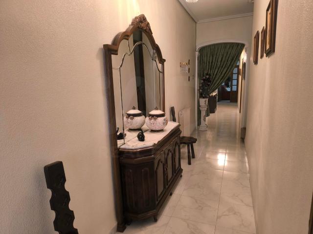 Casa de pueblo 6 dormitorios 273 m2
