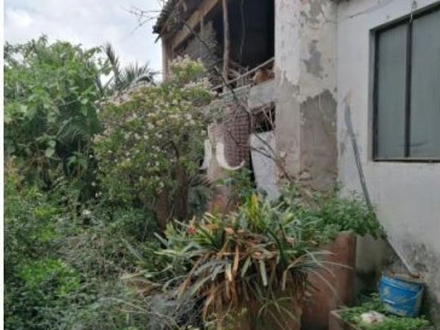 CASA DE PUEBLO A DOS CALLES, JUNTO AL METRO