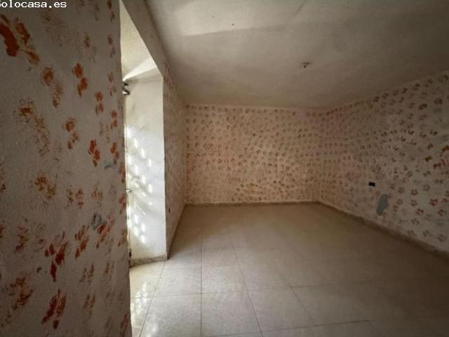 CASA DE PUEBLO A REFORMAR EN JAEN