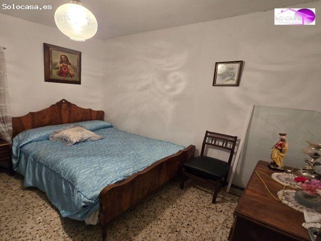 CASA DE PUEBLO CON AMPLIO CORRAL Y 5 HABITACIONES EN CETINA