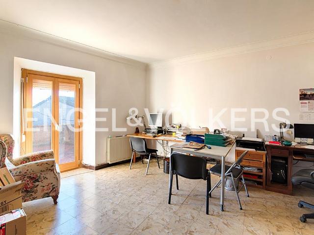 Casa de pueblo con gran terraza 648m² Vilanova de la Muga