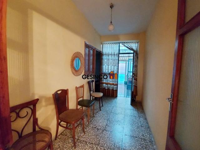 CASA DE PUEBLO CON MUCHAS POSIBILIDADES ¡NEGOCIABLE!