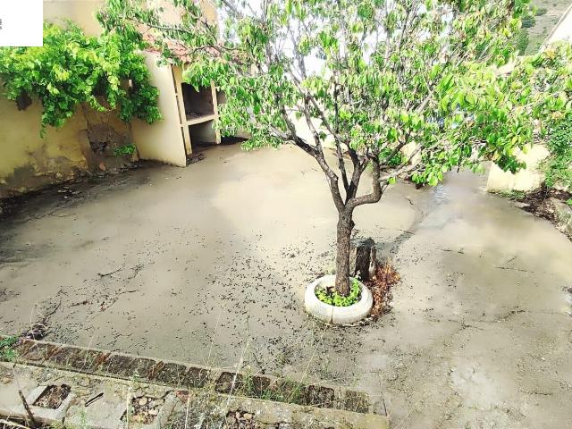 PLANTA BAJA DE CASA DE PUEBLO CON PATIO EN CUCHARAL