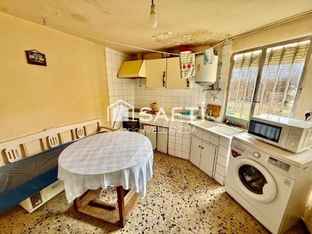CASA DE PUEBLO CON PATIO Y GARAJE