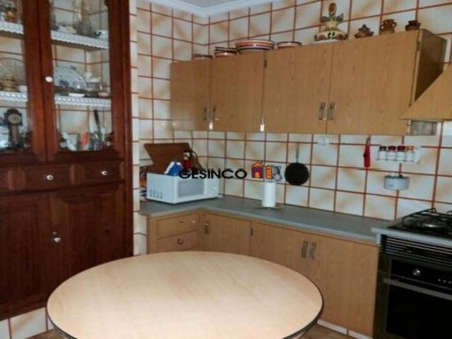 CASA DE PUEBLO CON PATIOS, TERRAZA Y CON UN ENCANTO ESPECIAL