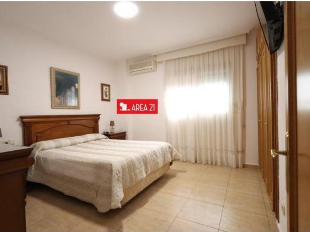 CASA DE PUEBLO EN VENTA