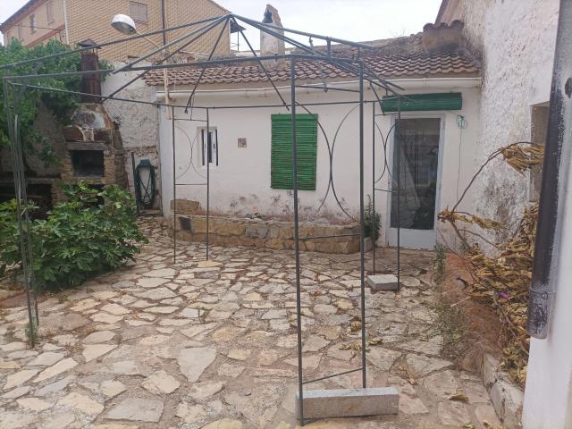 Casa de pueblo en venta. TORRELACáRCEL