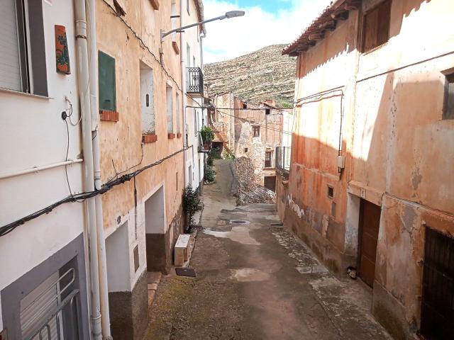 Casa de pueblo en venta. VILLEL