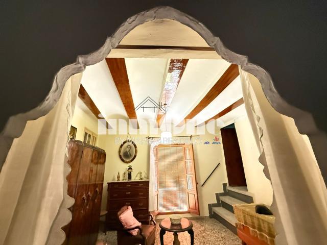 Casa de pueblo en venta. CHELVA