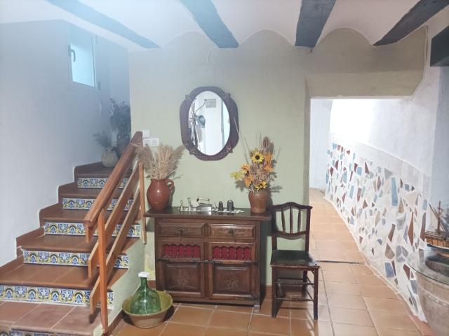 Casa de pueblo en venta. CUEVAS LABRADAS