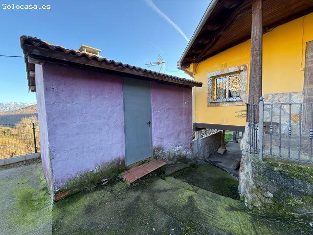 Casa de Pueblo en Venta en Teverga, Asturias