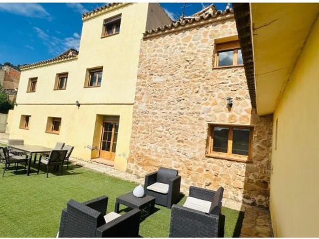 Casa de Pueblo en Venta en Albalate del Arzobispo, Teruel