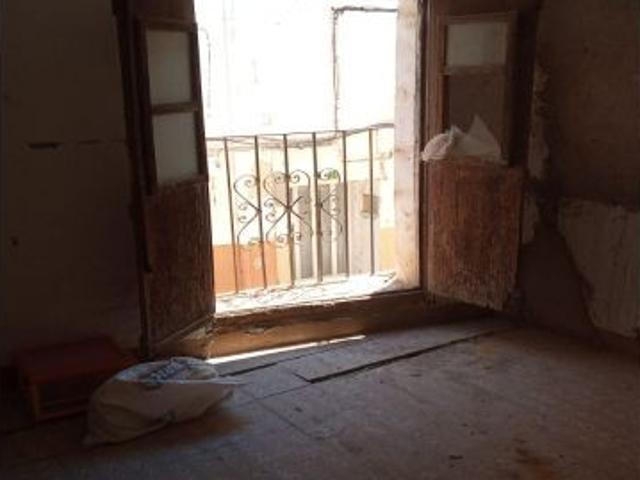 Casa de Pueblo en Venta en Andorra, Teruel