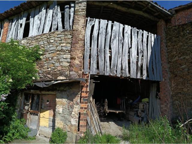 Casa de pueblo en venta en el centro del Pla de Sant Tirs
