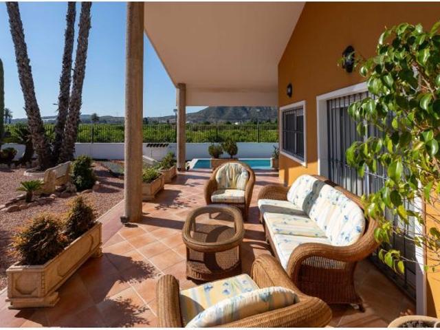 Casa de Pueblo en Venta en Orihuela, Alicante