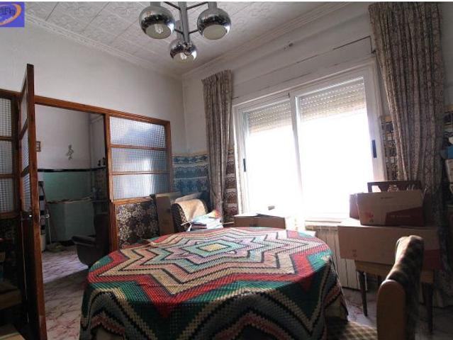CASA DE PUEBLO EN VENTA EN PLENO CENTRO DE UTIEL