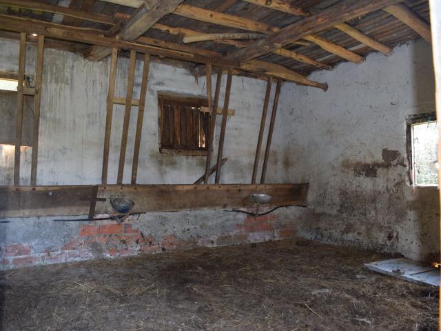 Casa de pueblo en venta. NAVA