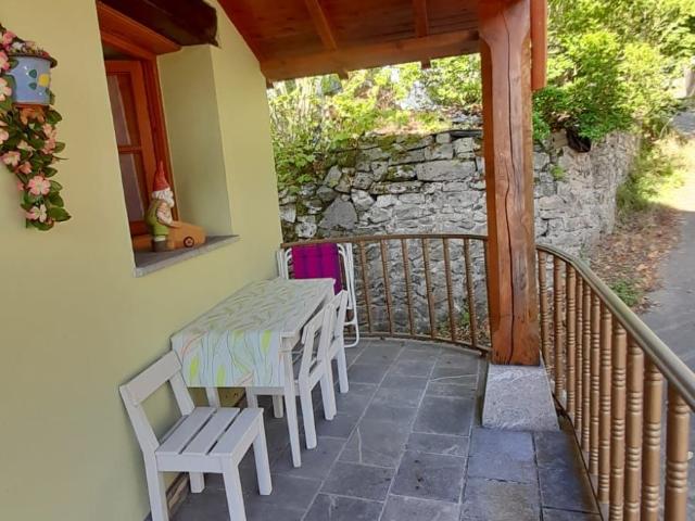 Casa de pueblo en venta. PARRES