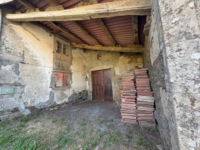Casa de pueblo en venta. SILLEDA