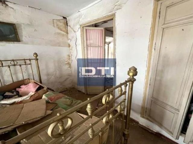 CASA DE PUEBLO EN EL CENTRO DE CORTEGANA
