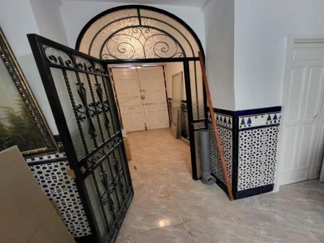 CASA DE PUEBLO EN FERNAN NUÑEZ