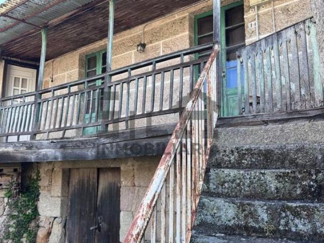 CASA DE PUEBLO EN GUSTEY