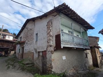 CASA DE PUEBLO EN SARIEGO