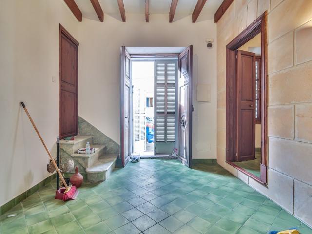 Casa de pueblo semi reformada en Capdepera