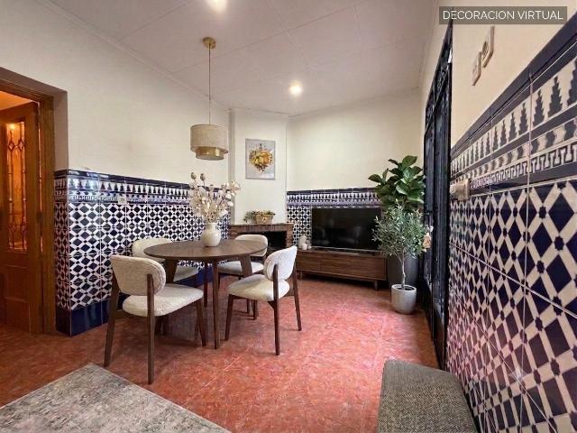 Casa de pueblo semirreformada de 130 m2 en el corazón de Algemesí