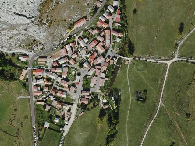 CASA DE PIEDRA TOTALMENTE REFORMADA EN ENTORNO ÚNICO