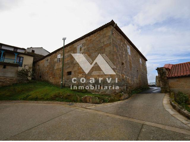 Casa de piedra y Parcela en Soutopenedo