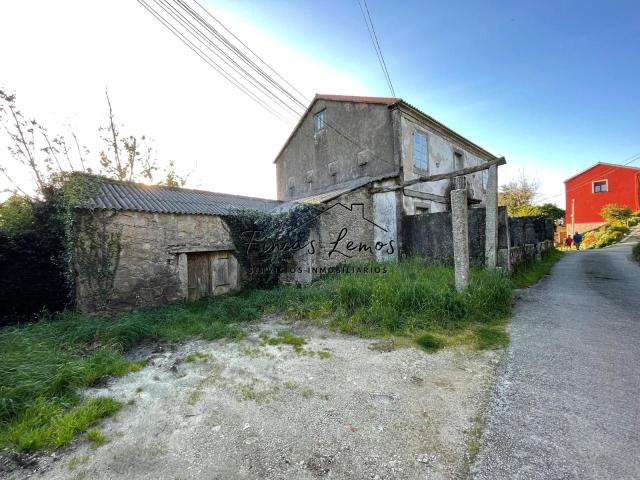 Casa de piedra a rehabilitar en Vimianzo