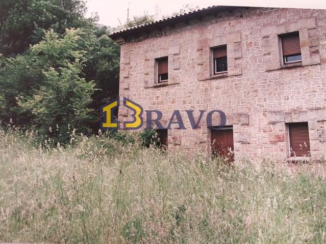 CASA DE PIEDRA ADOSADA EN VENTA VALLE DE ZAMANZAS