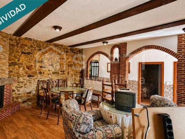 Casa de piedra con encanto y gran proyección