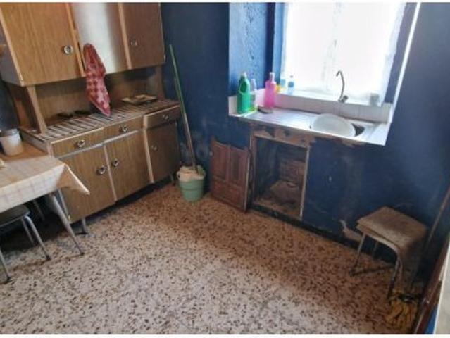 CASA DE PIEDRA CON TERRENO OPARA REFORMAR EN OUTES