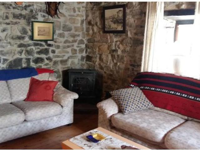 CASA DE PIEDRA EN VENTA EN PESAGUERO POTES CANTABRIA