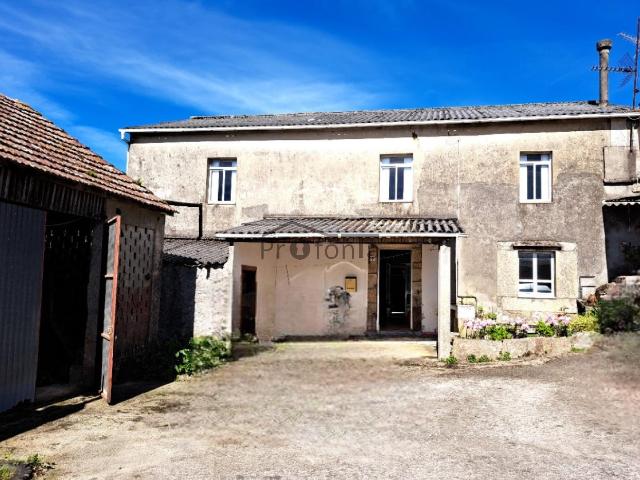Casa de piedra en Paderne, Ref. C1452