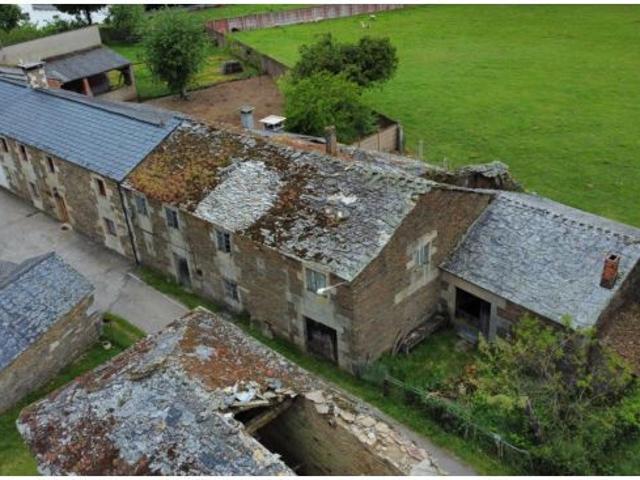 Casa de piedra para reformar en Abadín