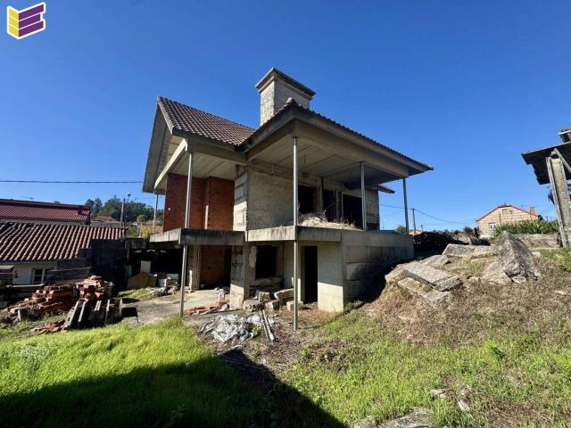 Casa de piedra para terminar a tu gusto !