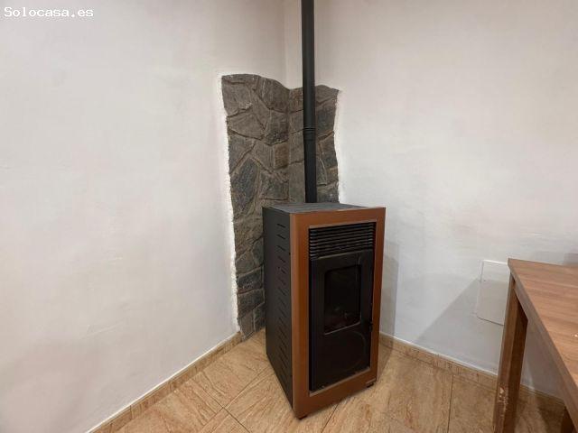 CASA DE PLANTA BAJA EN CARDONA CON 3 HAB. DOBLES Y TERRAZA