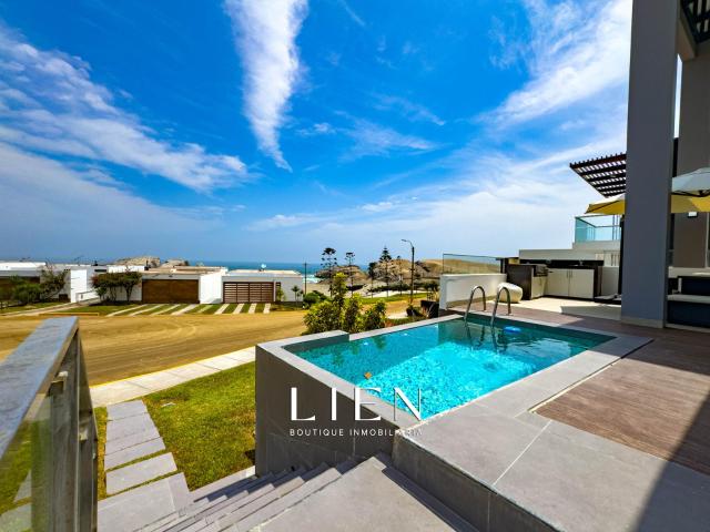 Casa con vista al mar, piscina privada y 5 dormitorios suite