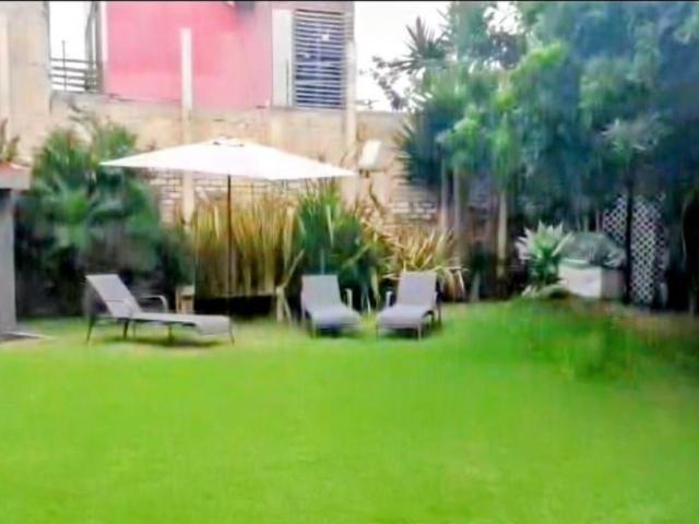 Casa de Playa en Pulpos, moderna 392 metros en venta