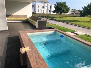 Casa de playa en venta Condominio Albatroz Mala