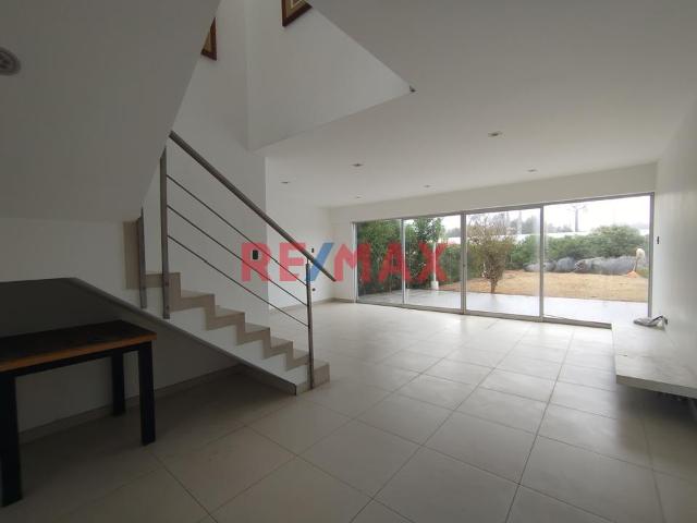 Casa De Playa En Venta En Condominio Solimar